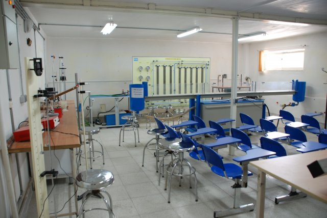 آزمایشگاه هیدرولیک